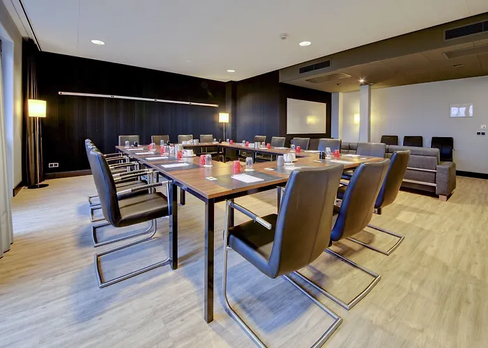 Otel Fletcher Hotel-restaurant Teugel Uden-veghel 4*